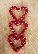 Laden Sie das Bild in den Galerie-Viewer, Handmade Felt Candy Canes