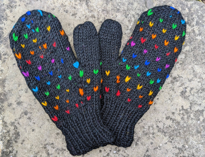 Liquorice Mittens / Gloves