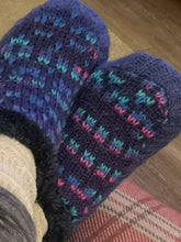Load image into Gallery viewer, Pattern Knitted Slipper Socks